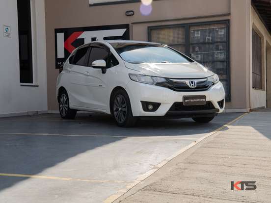 HONDA-FIT-2015
