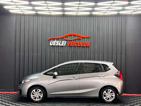 HONDA-FIT-2015