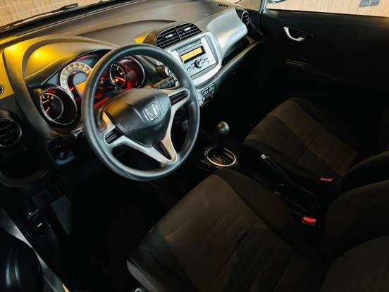 HONDA-FIT-2013