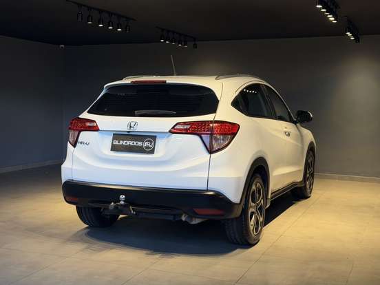 HONDA-HR-V-2016