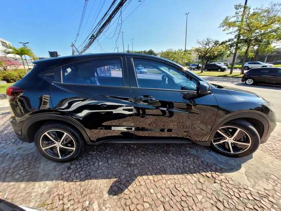 HONDA-HR-V-2018