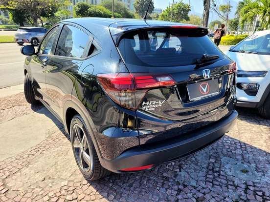 HONDA-HR-V-1.8 16V FLEX LX 4P AUTOMÁTICO HONDA-HR-V-2018