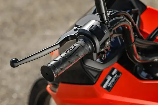 HONDA-POP 110i ES-2026