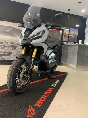 HONDA-X-ADV-2025