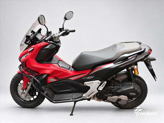 HONDA-ADV-2023