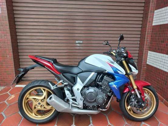 HONDA-CB 1000R-2014