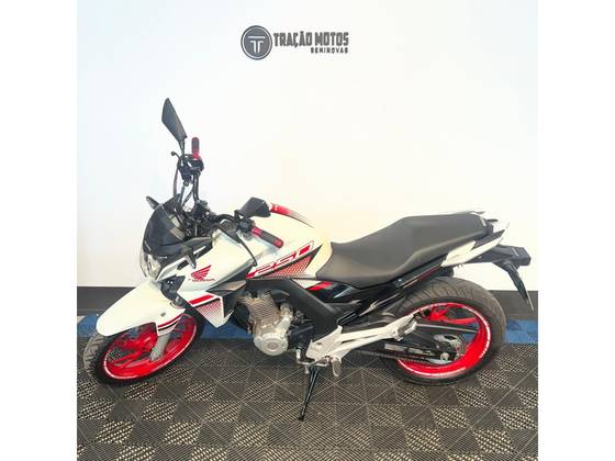 HONDA CB TWISTER 