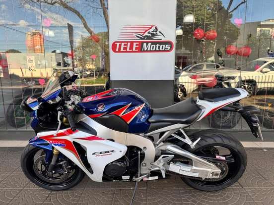 HONDA-CBR 1000RR FIREBLADE-2011