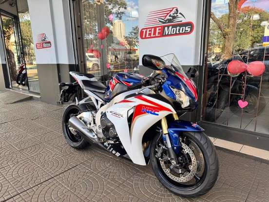 HONDA-CBR 1000RR FIREBLADE-2011