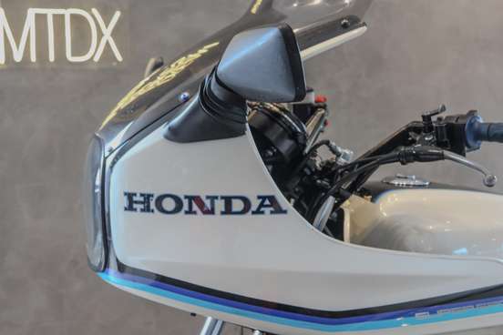 HONDA-CBX 1050 HONDA-CBX 1050-1982