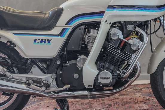 HONDA-CBX 1050 HONDA-CBX 1050-1982