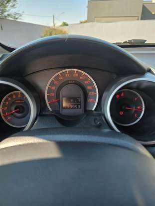 HONDA-FIT-2009