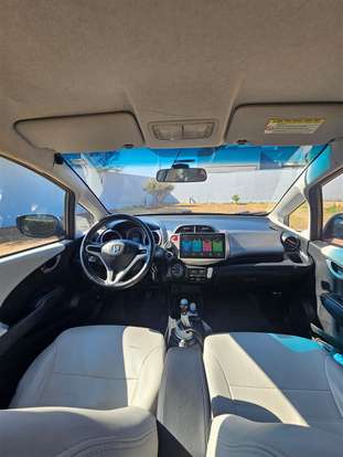 HONDA-FIT-2009