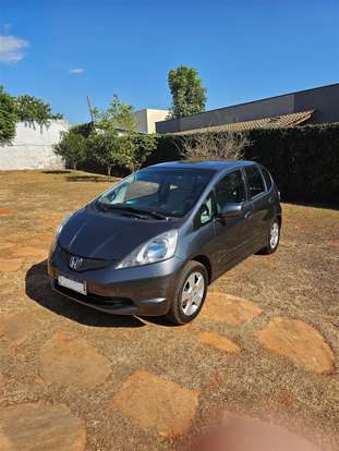 HONDA-FIT-2009