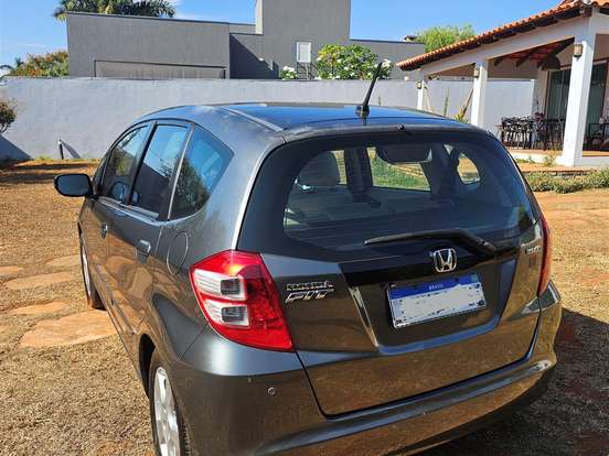 HONDA-FIT-1.4 LX 16V FLEX 4P MANUAL HONDA-FIT-2009