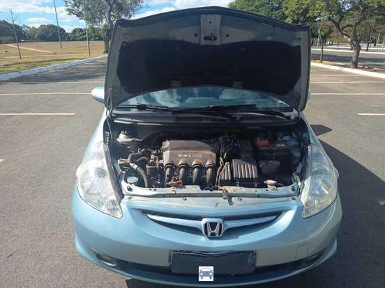 HONDA-FIT-2006