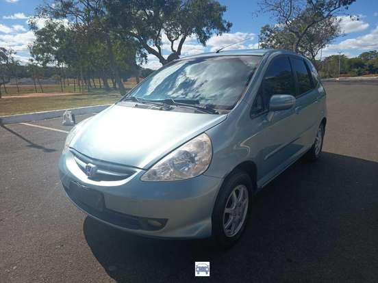 HONDA-FIT-2006