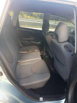 HONDA-FIT-2006