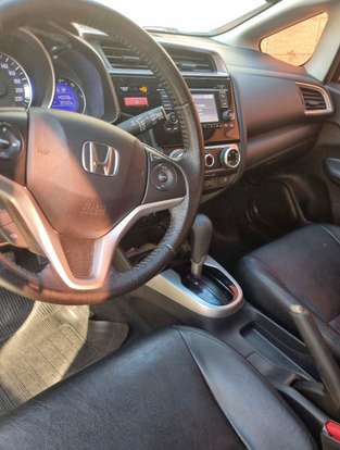 HONDA-FIT-2015