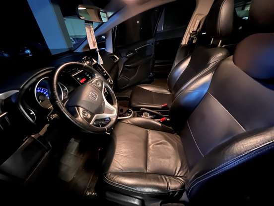 HONDA-FIT-2016