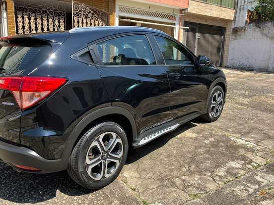 HONDA-HR-V-2015