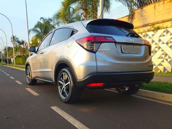HONDA-HR-V-1.8 16V FLEX LX 4P AUTOMÁTICO HONDA-HR-V-2019