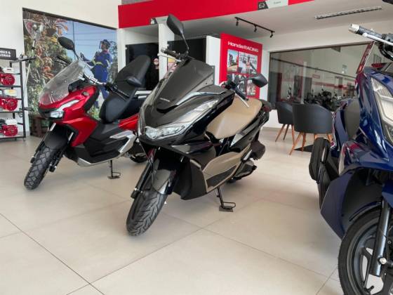 HONDA PCX 160 DLX 