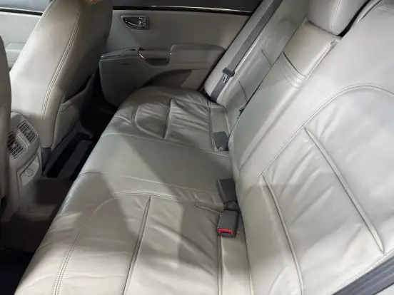 HYUNDAI-AZERA-2010