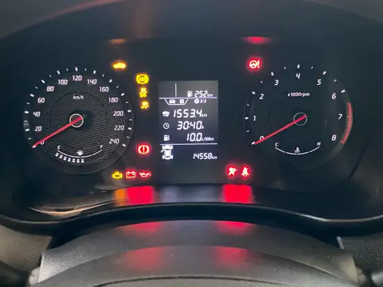 HYUNDAI-HB20-2025