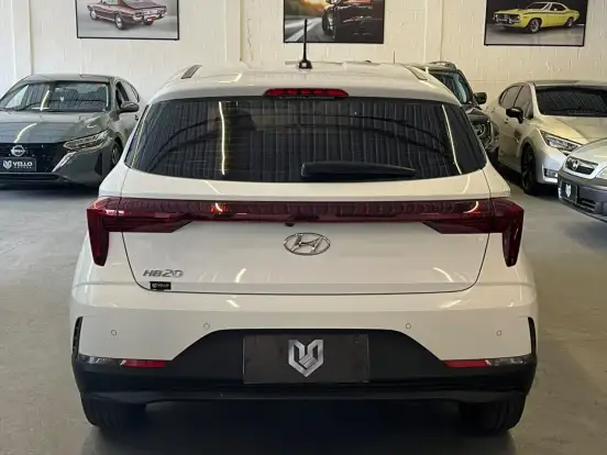 HYUNDAI-HB20-2024