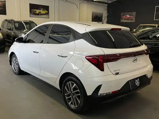 HYUNDAI-HB20-2024