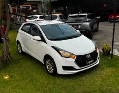 HYUNDAI HB20 1.0 COMFORT PLUS 12V FLEX 4P MANUAL HYUNDAI HB20 1.0 COMFORT PLUS 12V FLEX 4P MANUAL