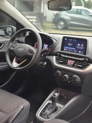 HYUNDAI-HB20-2023