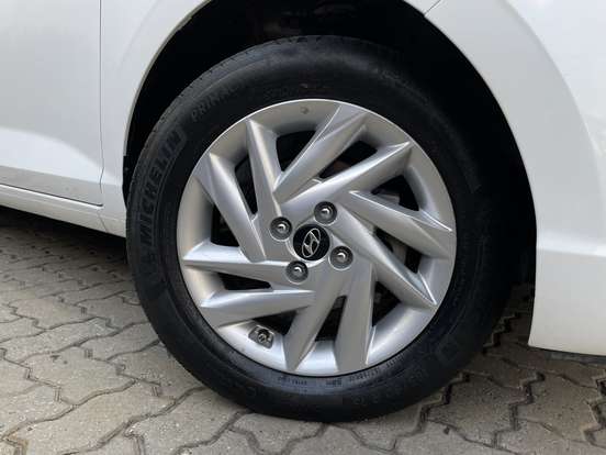 HYUNDAI-HB20-2021