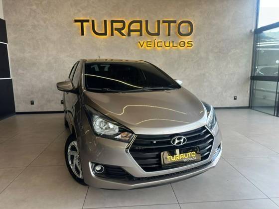 HYUNDAI HB20 1.0 COMFORT PLUS 12V TURBO FLEX 4P MANUAL