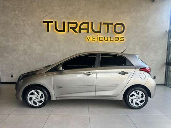 HYUNDAI-HB20-2017