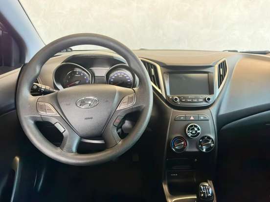 HYUNDAI-HB20-2017