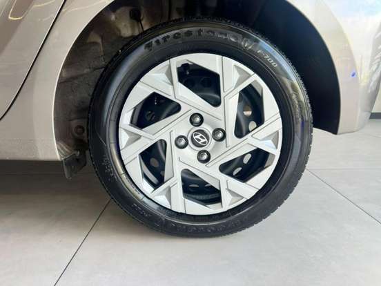 HYUNDAI-HB20-1.0 COMFORT PLUS 12V TURBO FLEX 4P MANUAL HYUNDAI-HB20-2017
