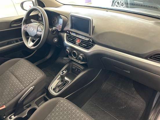 HYUNDAI-HB20-2024