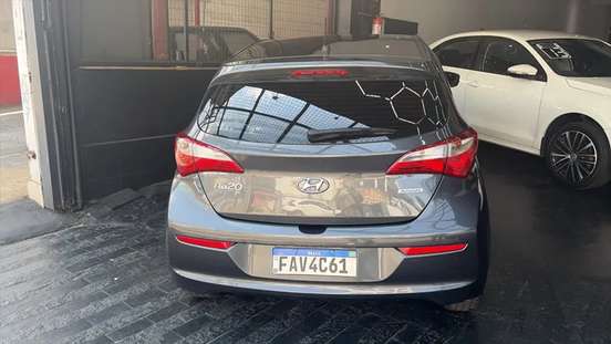 HYUNDAI-HB20-2017