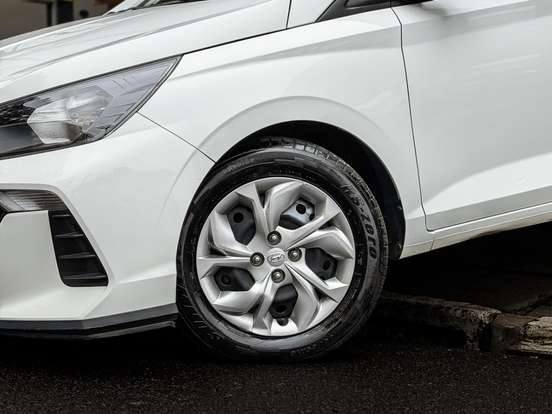 HYUNDAI-HB20S-1.0 12V FLEX COMFORT PLUS MANUAL HYUNDAI-HB20S-2024