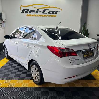 HYUNDAI-HB20S-1.6 PREMIUM 16V FLEX 4P MANUAL HYUNDAI-HB20S-2013