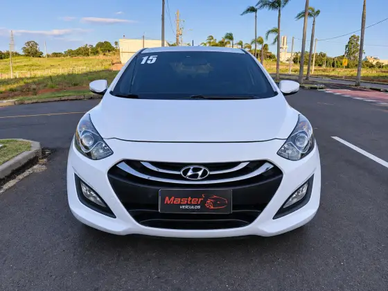 HYUNDAI I30 1.8 MPI 16V GASOLINA 4P AUTOMATICO