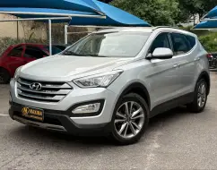 HYUNDAI SANTA FÉ 3.3 MPFI 4X4 V6 270CV GASOLINA 4P AUTOMÁTICO HYUNDAI SANTA FÉ 3.3 MPFI 4X4 V6 270CV GASOLINA 4P AUTOMÁTICO