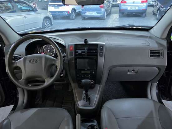 HYUNDAI-TUCSON-2.0 MPFI GLS TOP 16V 143CV 2WD FLEX 4P AUTOMÁTICO HYUNDAI-TUCSON-2016