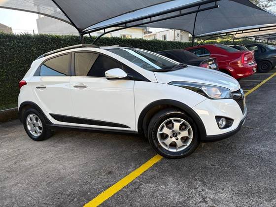 HYUNDAI HB20 1.6 PREMIUM 16V FLEX 4P AUTOMÁTICO