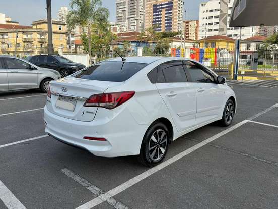 HYUNDAI-HB20S-2017