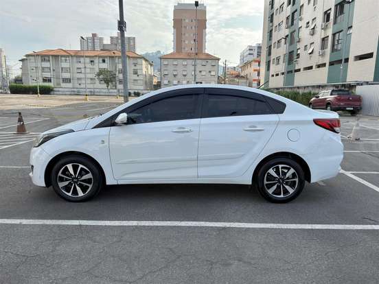HYUNDAI-HB20S-2017
