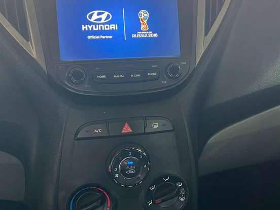 HYUNDAI-HB20S-1.6 COMFORT PLUS 16V FLEX 4P MANUAL HYUNDAI-HB20S-2019