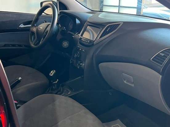 HYUNDAI-HB20S-1.6 COMFORT PLUS 16V FLEX 4P MANUAL HYUNDAI-HB20S-2019